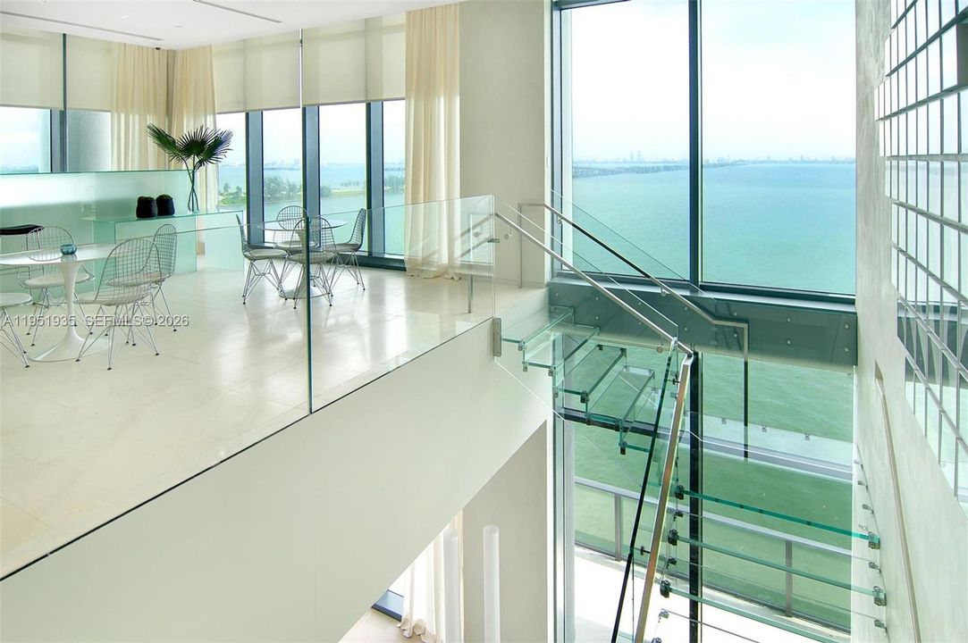 Active With Contract: $1,900,000 (3 beds, 3 baths, 1634 Square Feet)