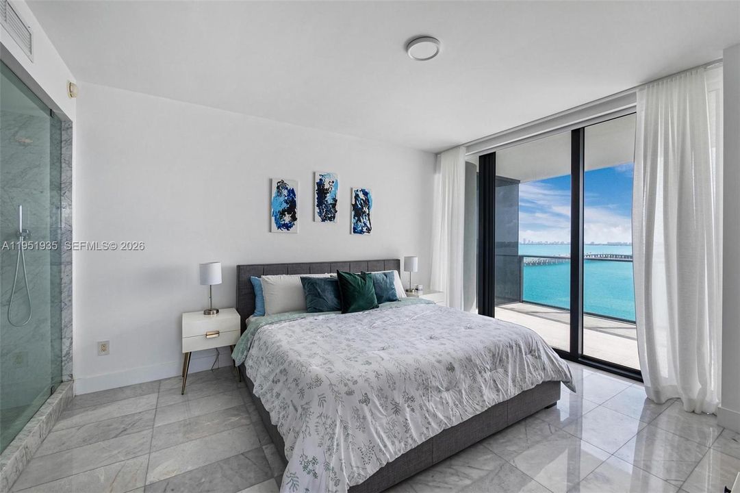 Active With Contract: $1,900,000 (3 beds, 3 baths, 1634 Square Feet)