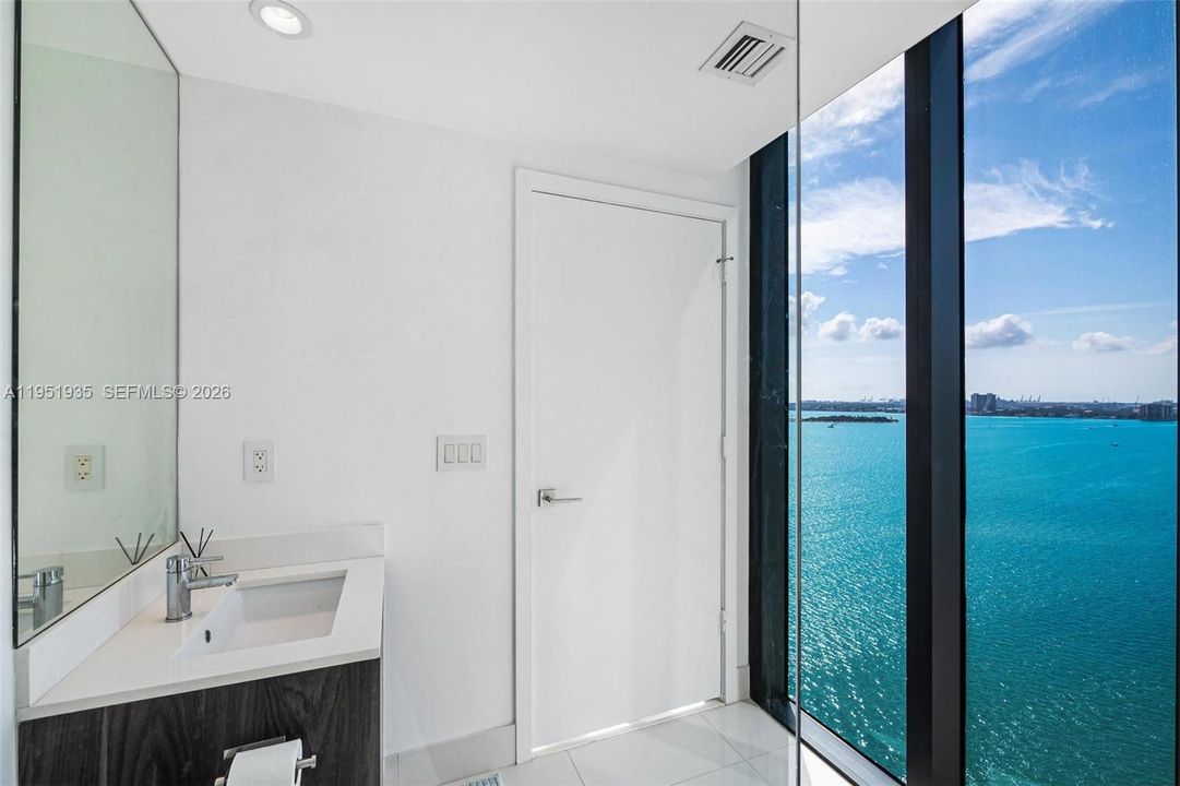 Active With Contract: $1,900,000 (3 beds, 3 baths, 1634 Square Feet)
