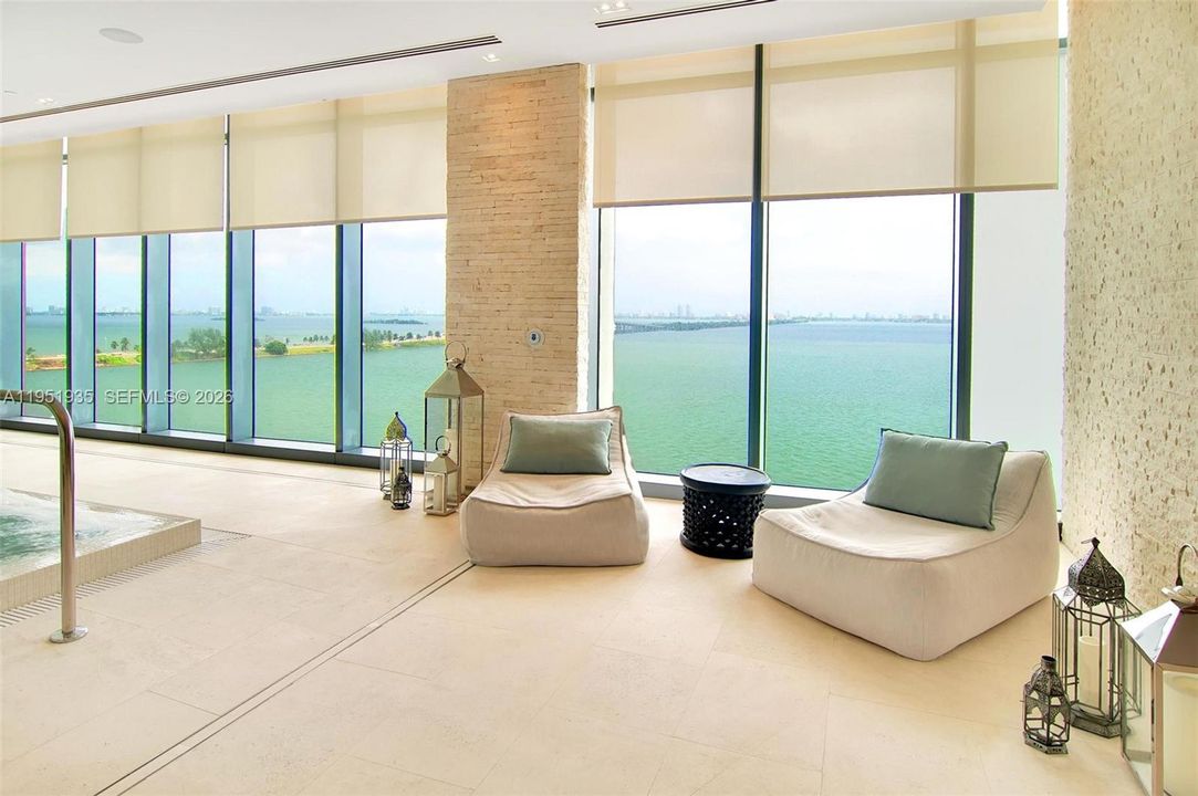 Active With Contract: $1,900,000 (3 beds, 3 baths, 1634 Square Feet)