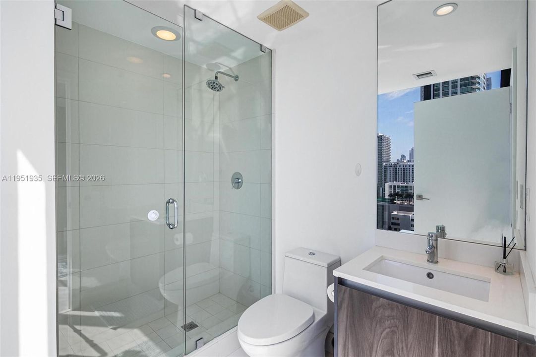 Active With Contract: $1,900,000 (3 beds, 3 baths, 1634 Square Feet)