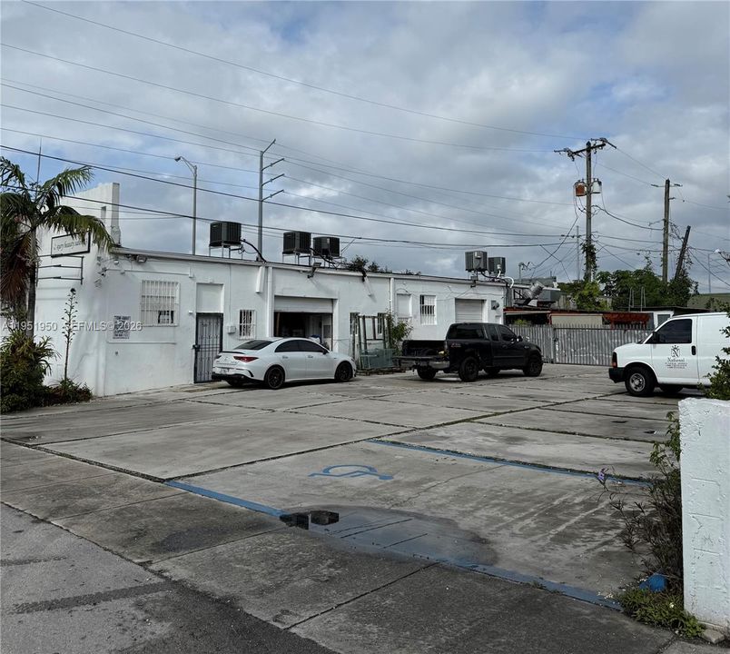 12007 NW 7th Ave