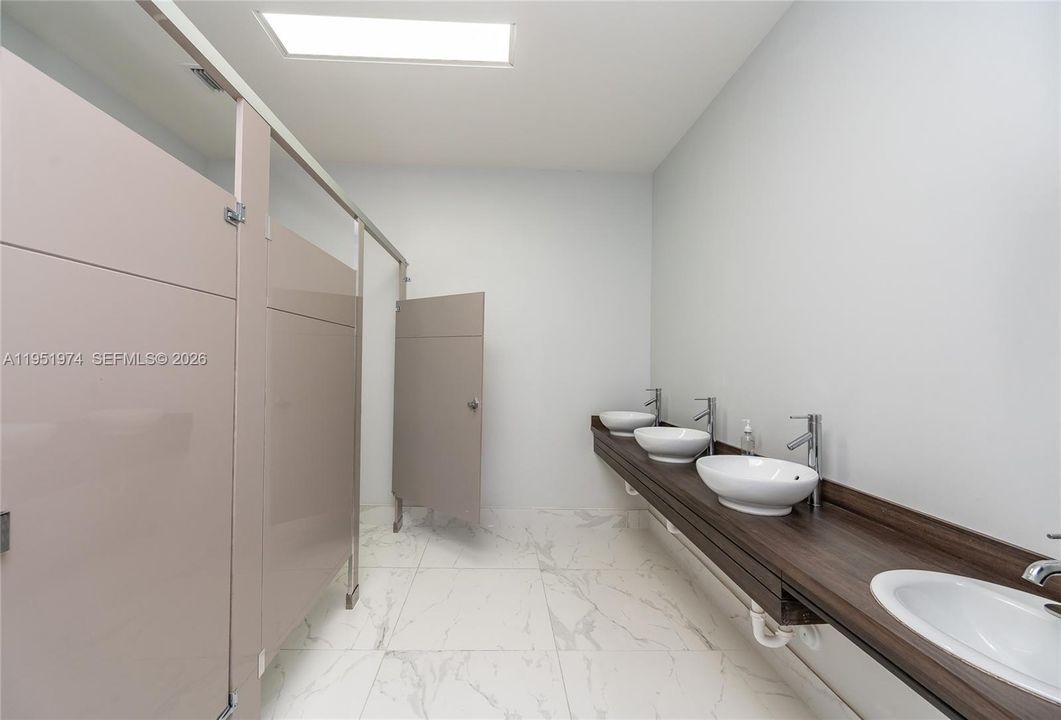 Activo con contrato: $235,000 (0 camas, 0 baños, 0 Pies cuadrados)