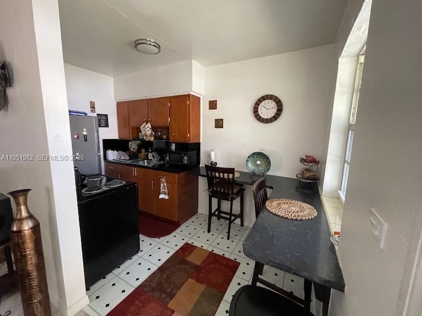 For Sale: $500,000 (0 beds, 0 baths, 936 Square Feet)