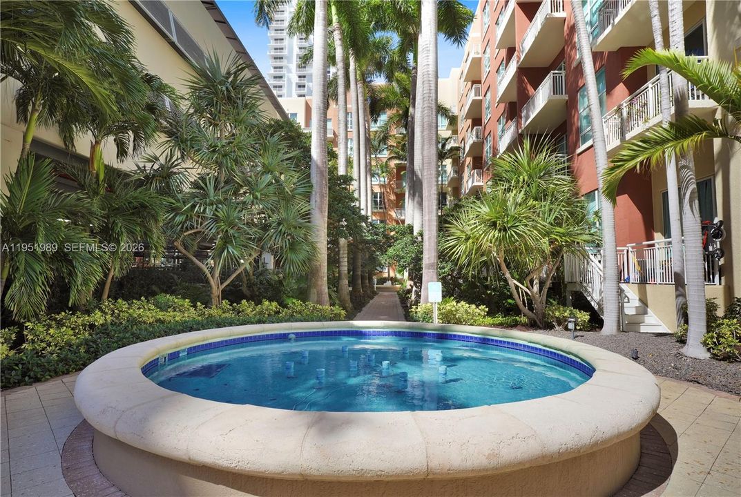 En Venta: $310,000 (0 camas, 1 baños, 505 Pies cuadrados)