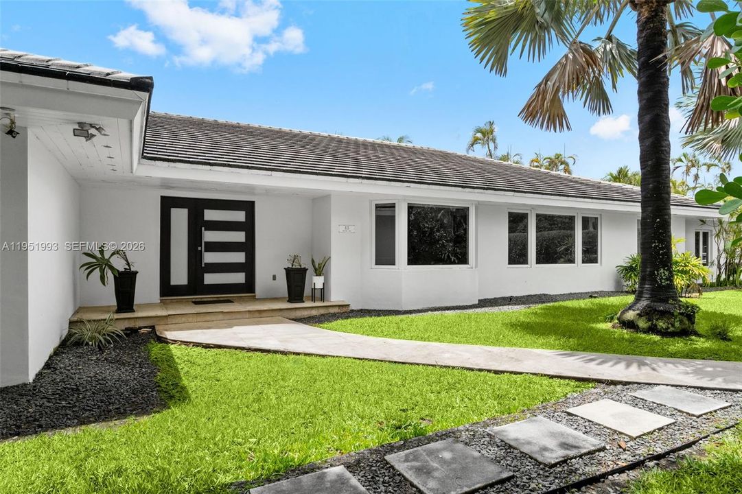 For Sale: $4,500,000 (5 beds, 5 baths, 3836 Square Feet)
