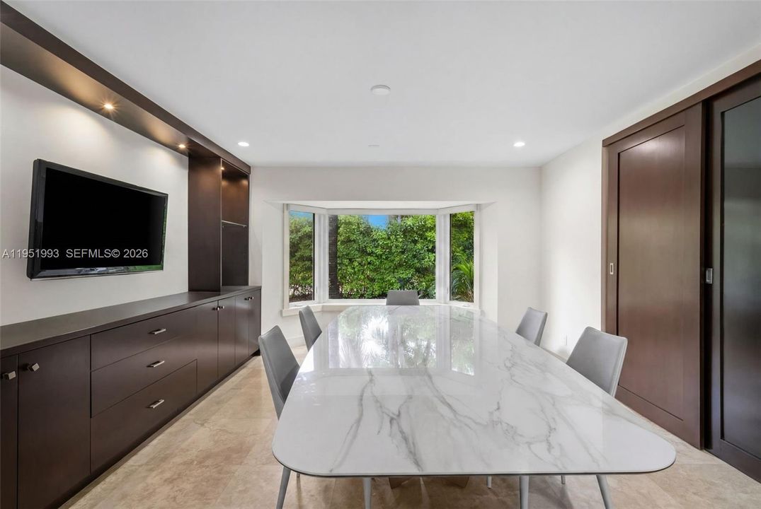 For Sale: $4,500,000 (5 beds, 5 baths, 3836 Square Feet)