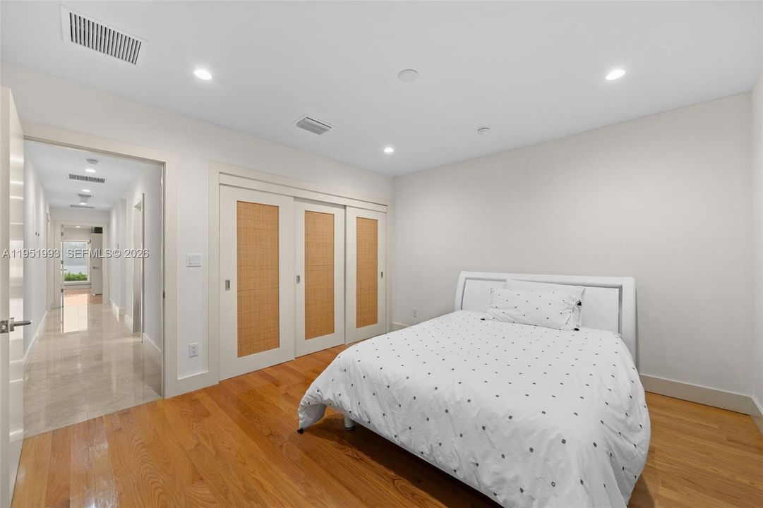 For Sale: $4,500,000 (5 beds, 5 baths, 3836 Square Feet)