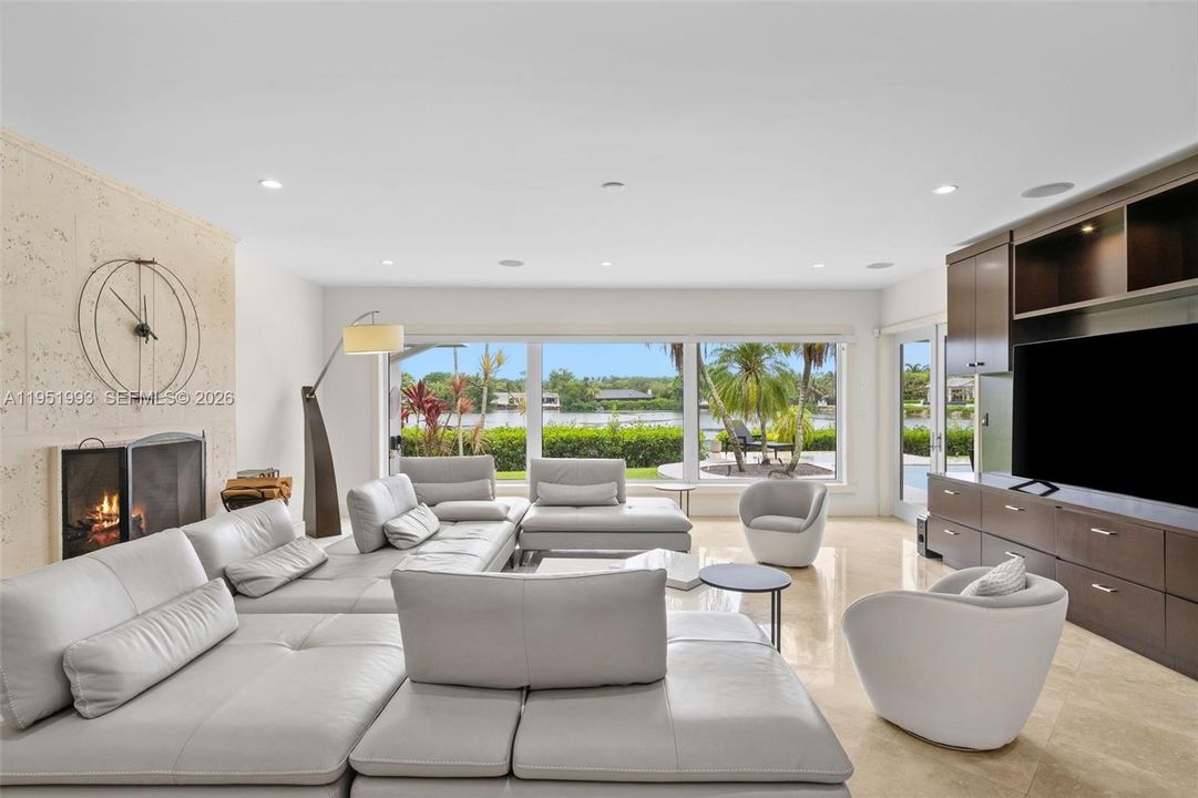 For Sale: $4,500,000 (5 beds, 5 baths, 3836 Square Feet)