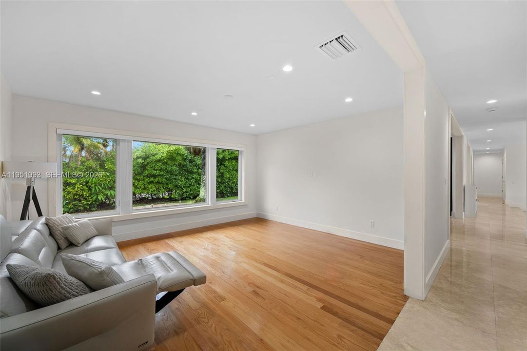 For Sale: $4,500,000 (5 beds, 5 baths, 3836 Square Feet)