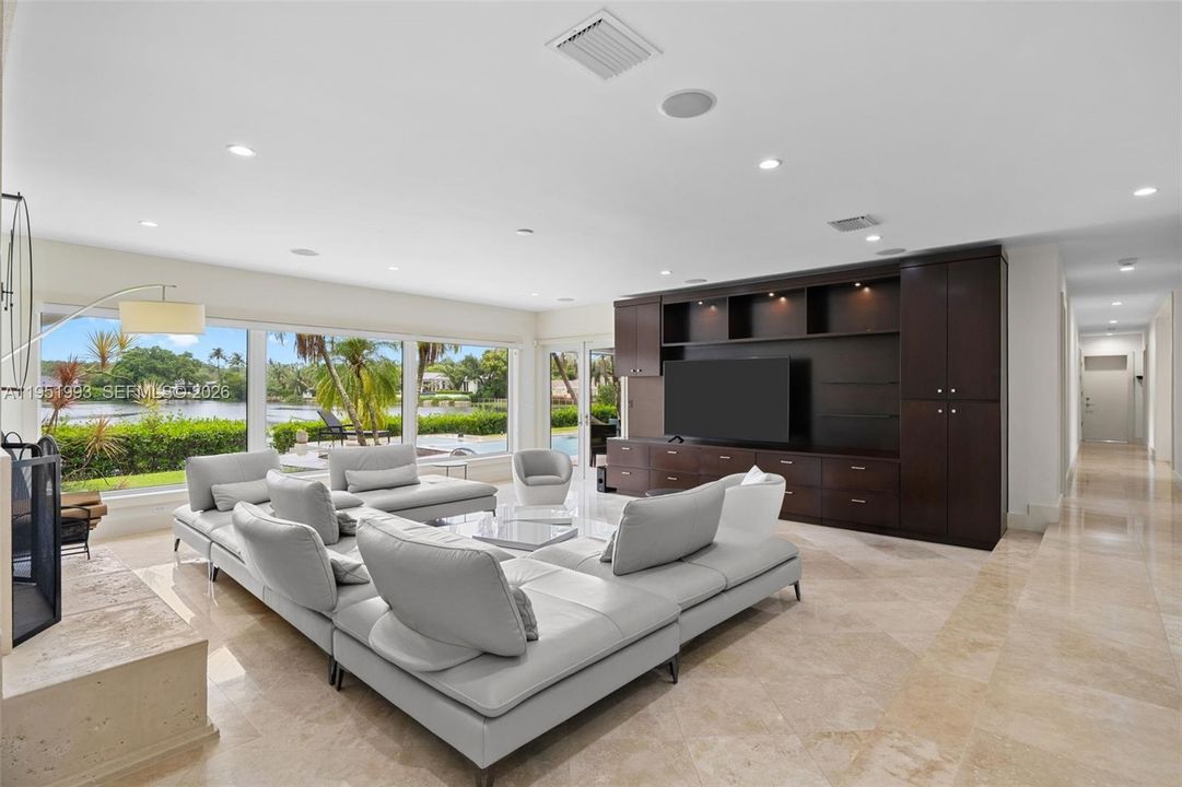For Sale: $4,500,000 (5 beds, 5 baths, 3836 Square Feet)
