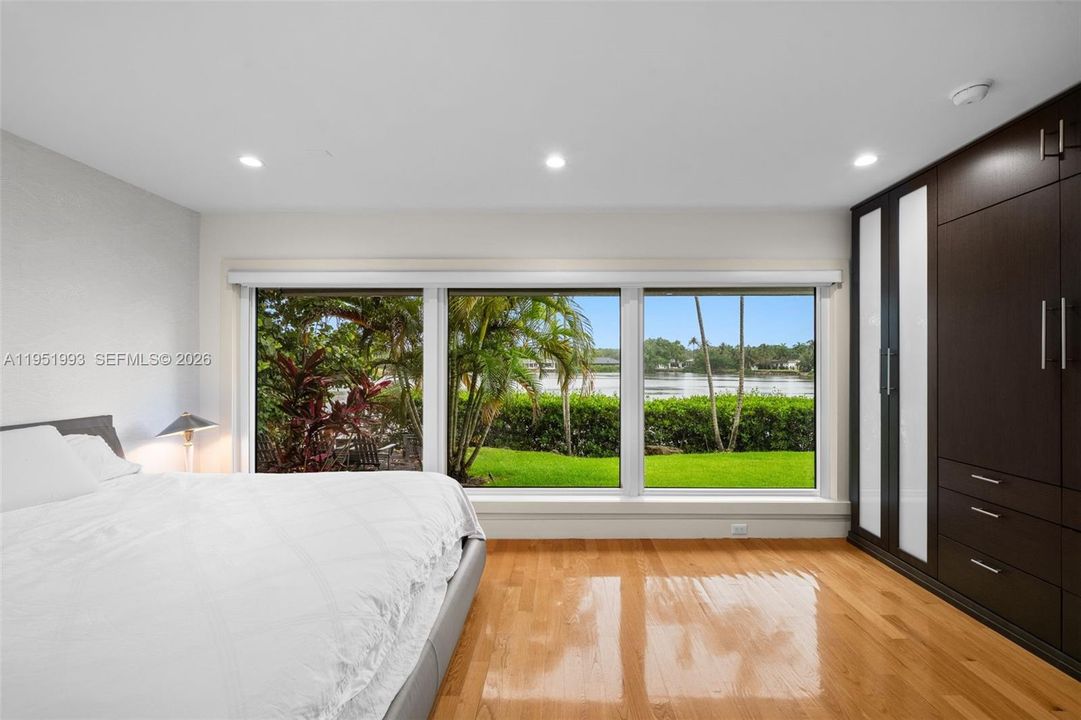 For Sale: $4,500,000 (5 beds, 5 baths, 3836 Square Feet)