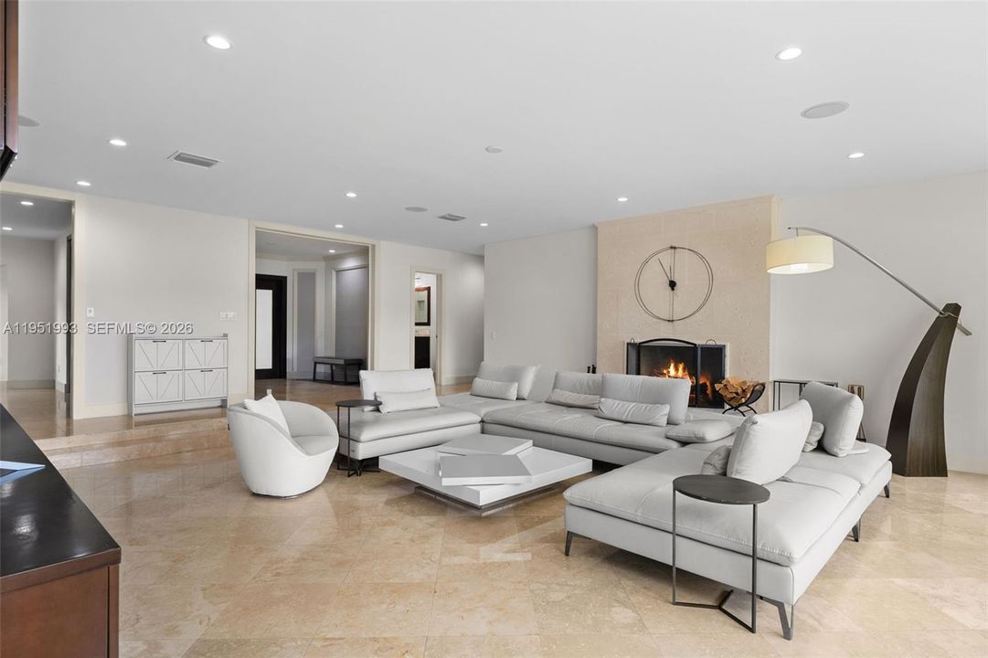 For Sale: $4,500,000 (5 beds, 5 baths, 3836 Square Feet)