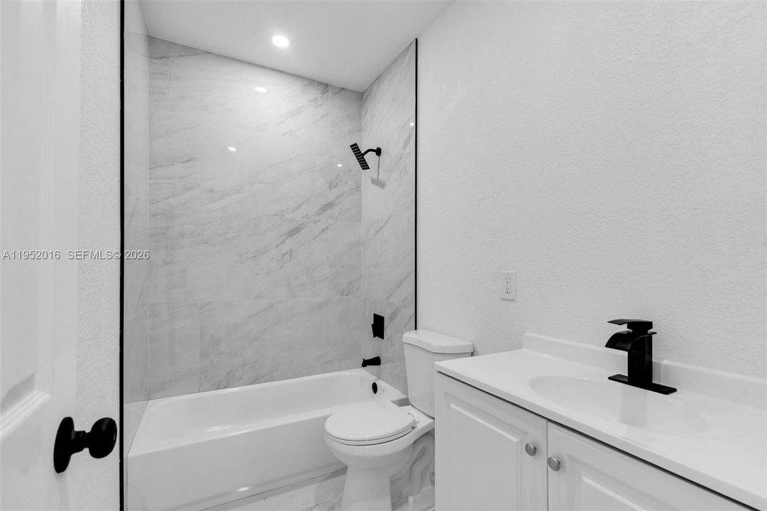 En Venta: $849,999 (0 camas, 0 baños, 1649 Pies cuadrados)