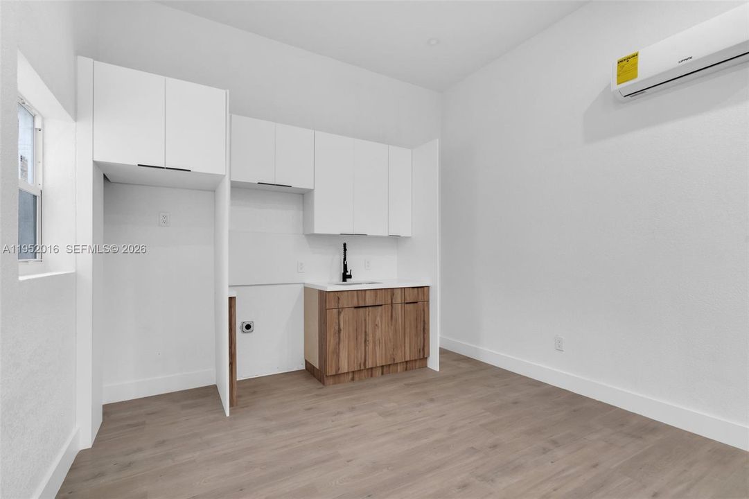 En Venta: $849,999 (0 camas, 0 baños, 1649 Pies cuadrados)