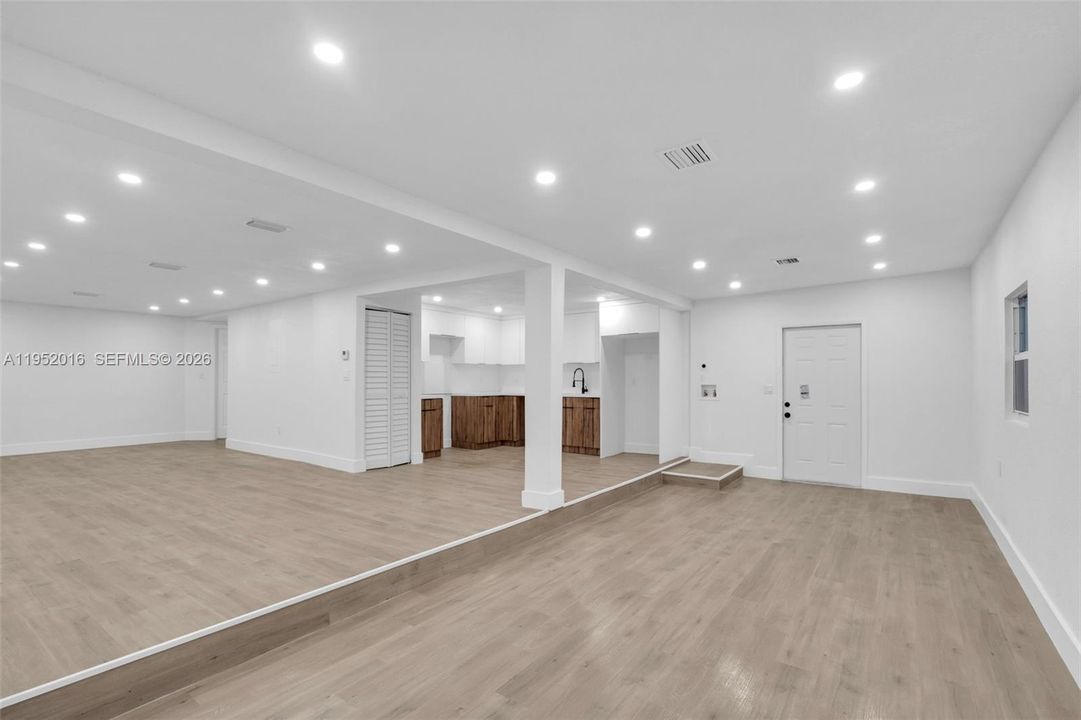 En Venta: $849,999 (0 camas, 0 baños, 1649 Pies cuadrados)