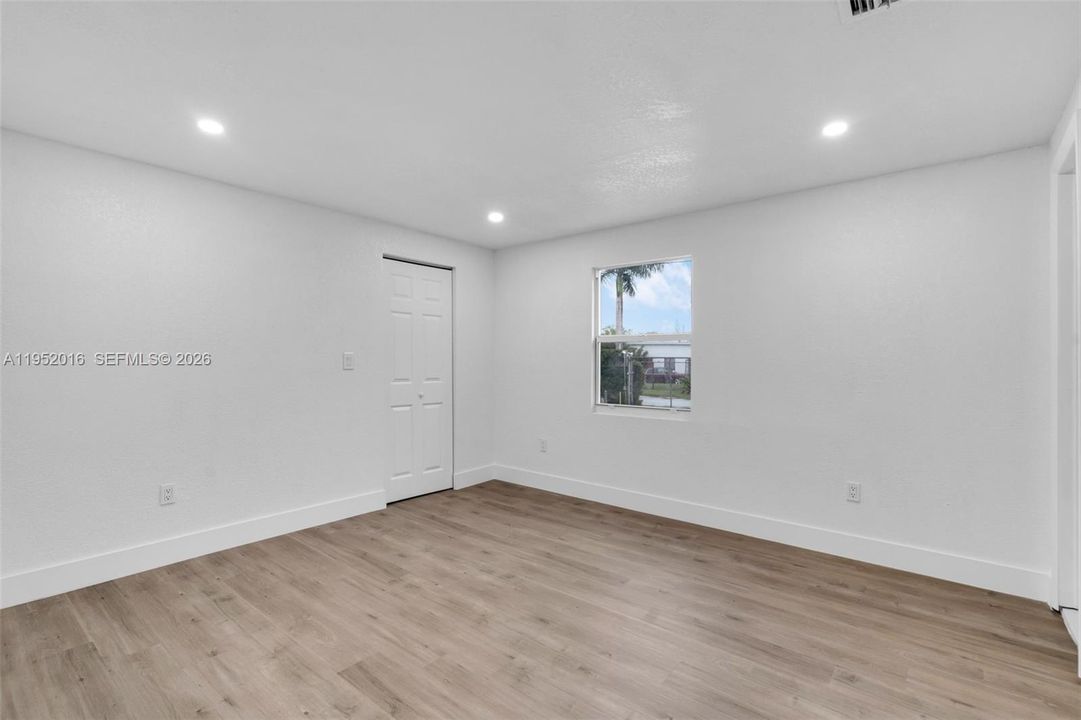 En Venta: $849,999 (0 camas, 0 baños, 1649 Pies cuadrados)