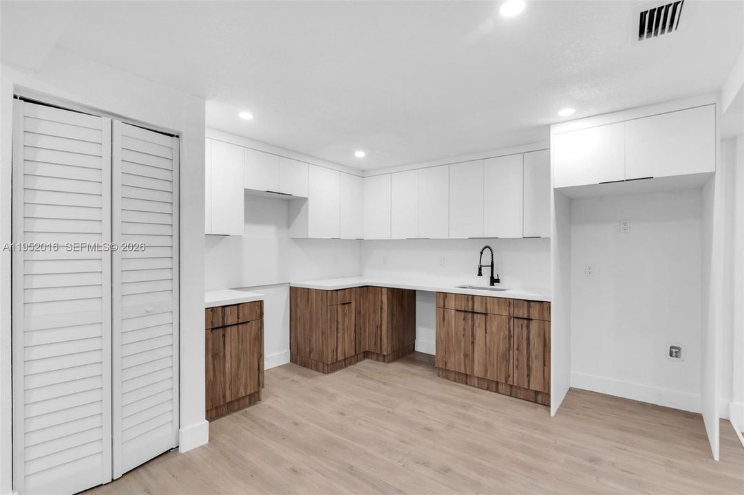 En Venta: $849,999 (0 camas, 0 baños, 1649 Pies cuadrados)