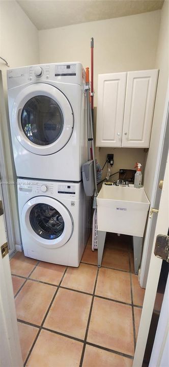 На продажу: $2,950,000 (0 спален, 0 ванн, 0 Квадратных фут)