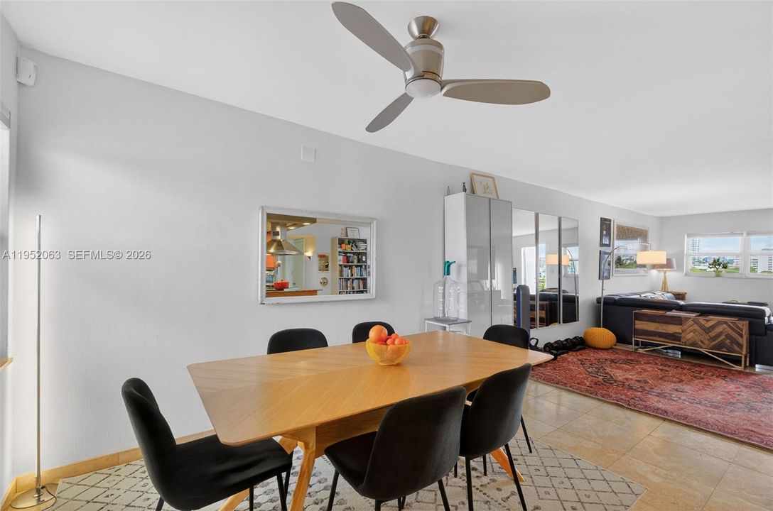 Active With Contract: $549,000 (2 beds, 2 baths, 1320 Square Feet)