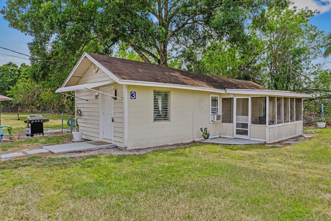14601 Orange Ave_045
