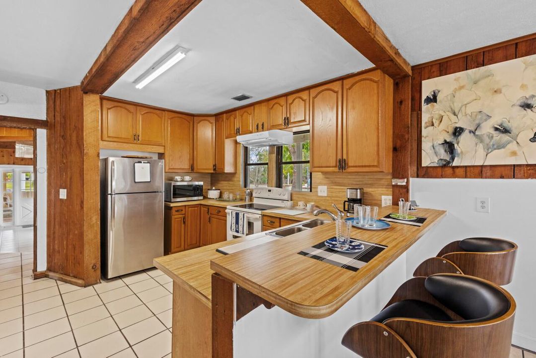 14601 Orange Ave_013