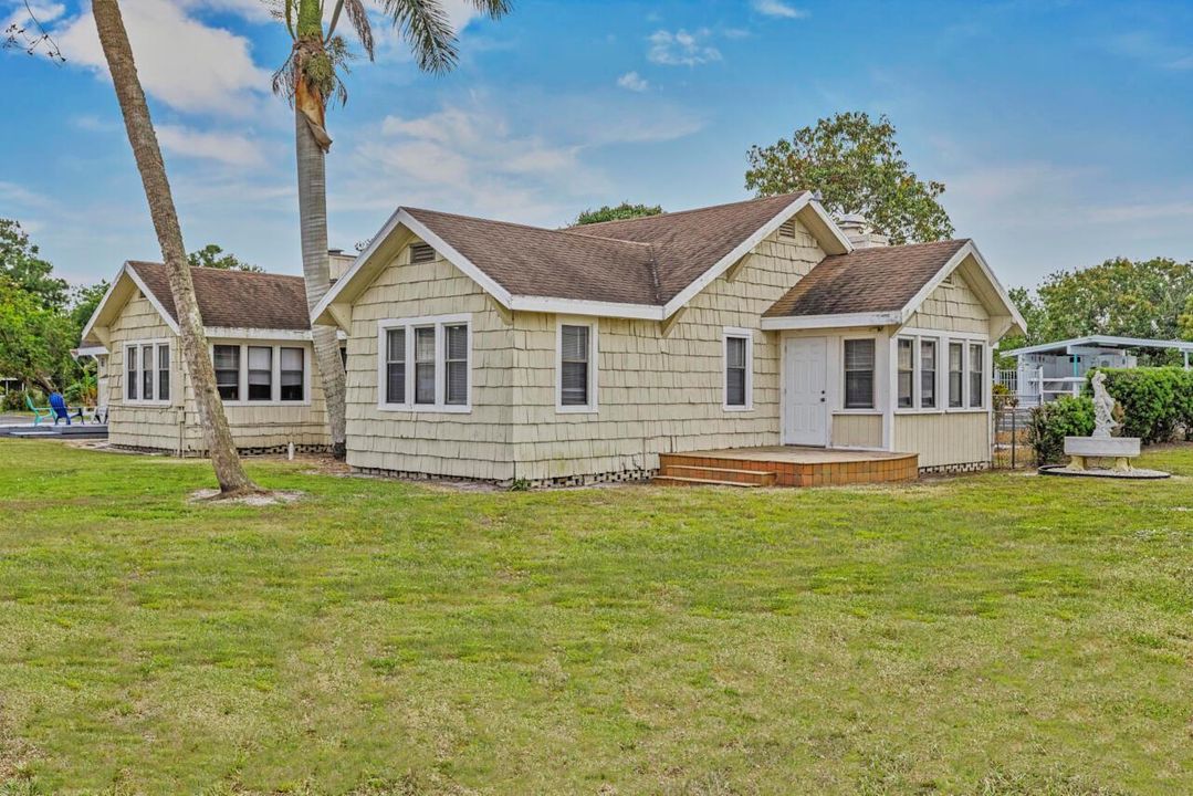 14601 Orange Ave_001