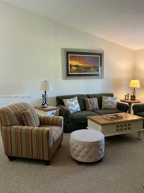 For Rent: $2,800 (2 beds, 2 baths, 980 Square Feet)