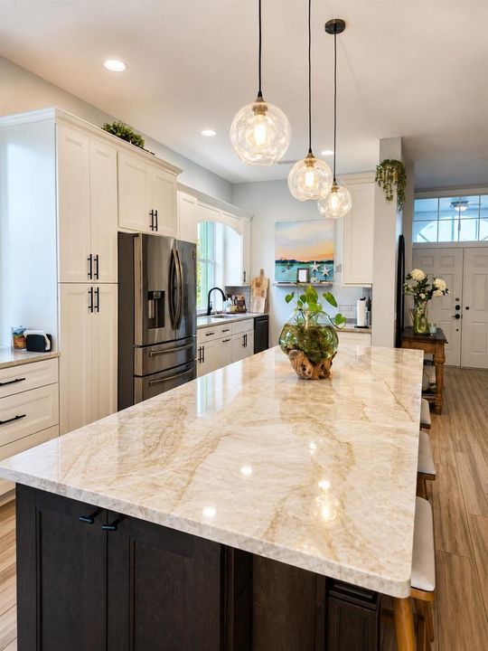 Kitchen Island 02