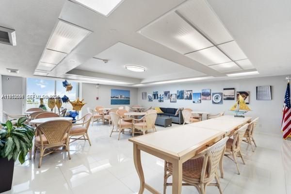 待售: $545,000 (1 贝兹, 1 浴室, 654 平方英尺)