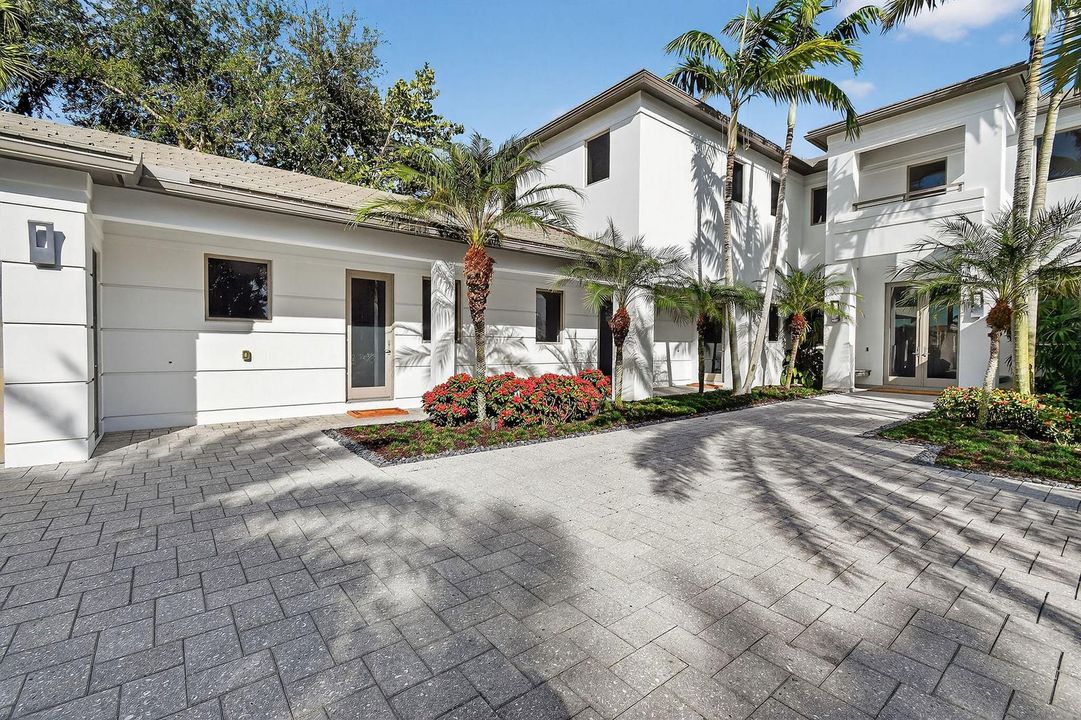 14662WatermarkWay(5)
