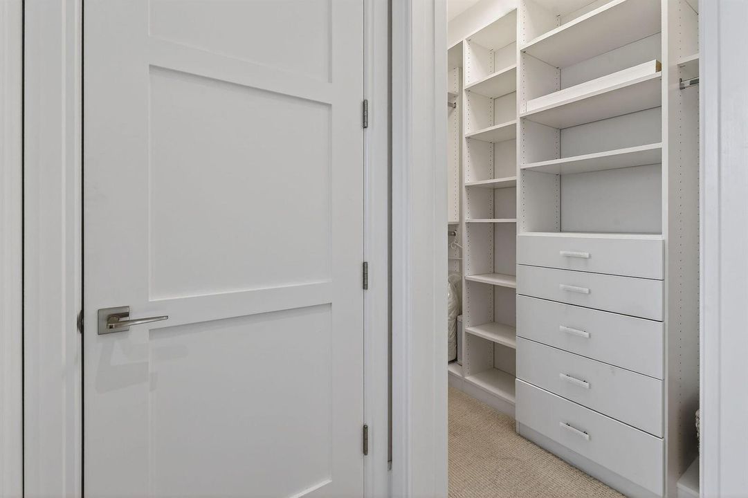 14662WatermarkWay(96)