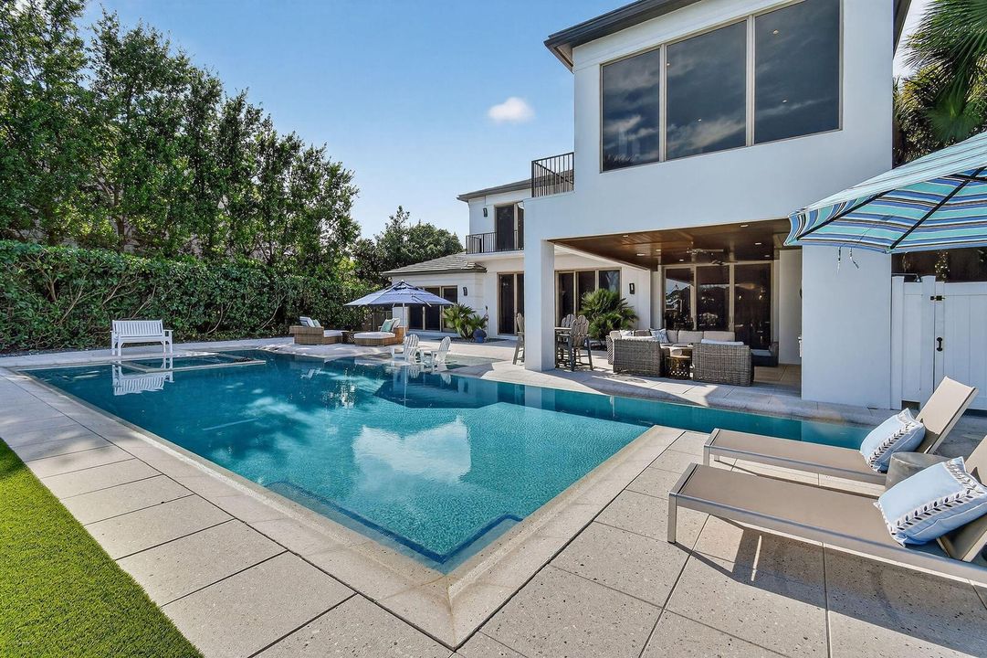 14662WatermarkWay(108)