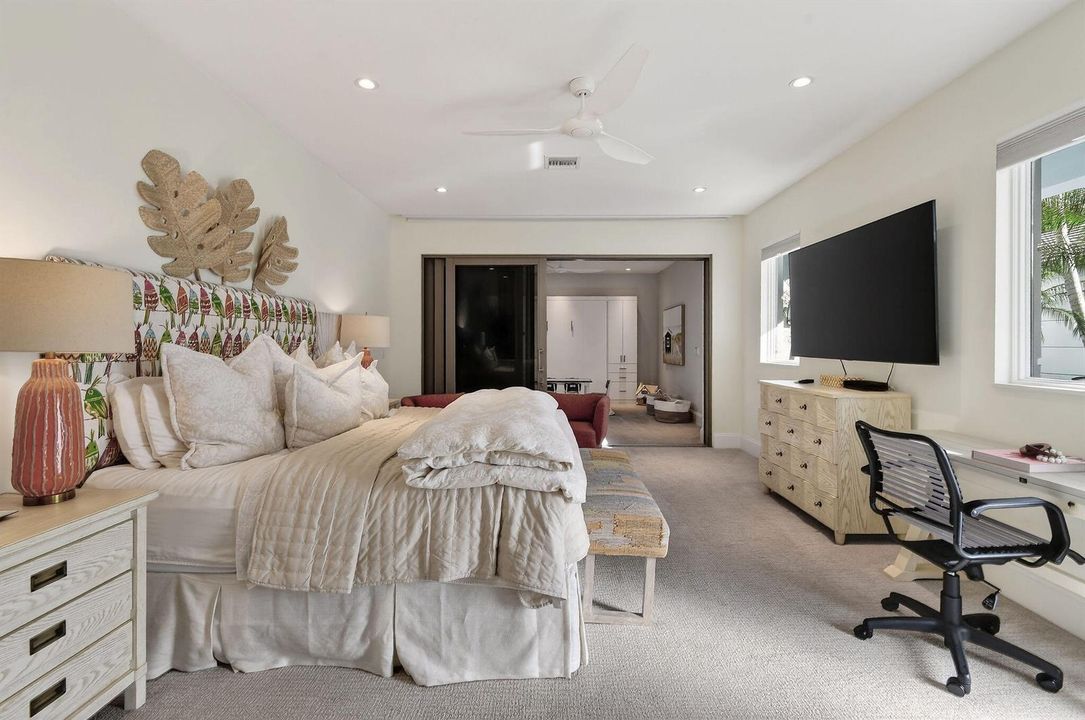 14662WatermarkWay(89)