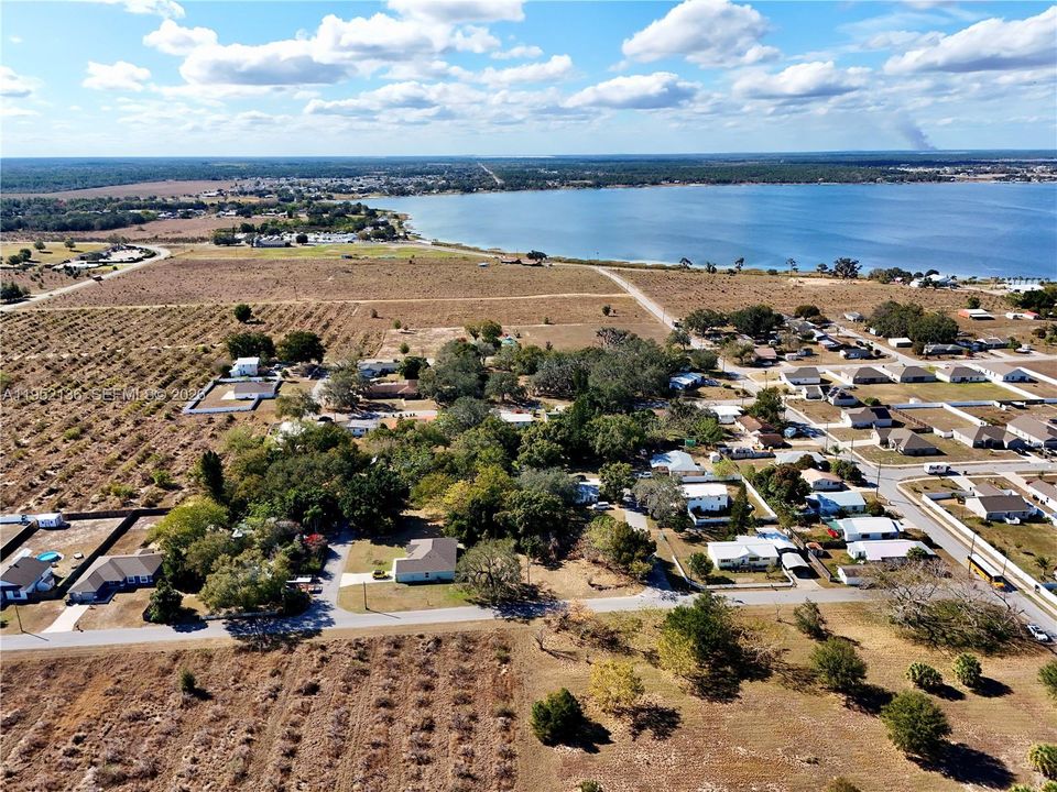 На продажу: $38,000 (0.20 acres)