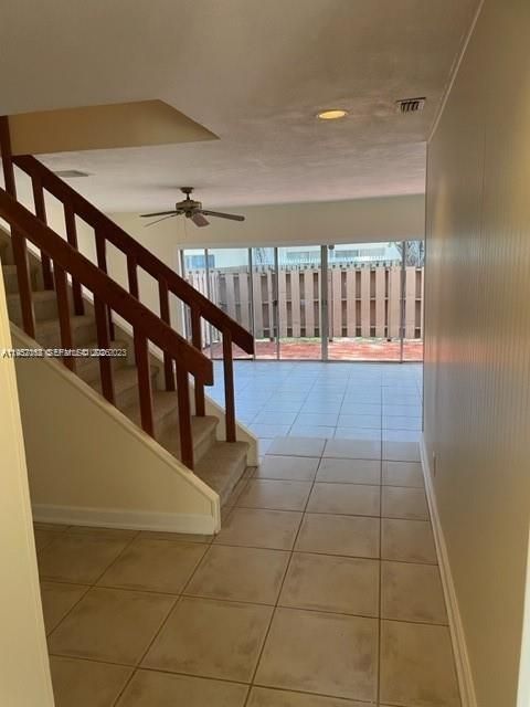 En Venta: $189,900 (3 camas, 2 baños, 1770 Pies cuadrados)