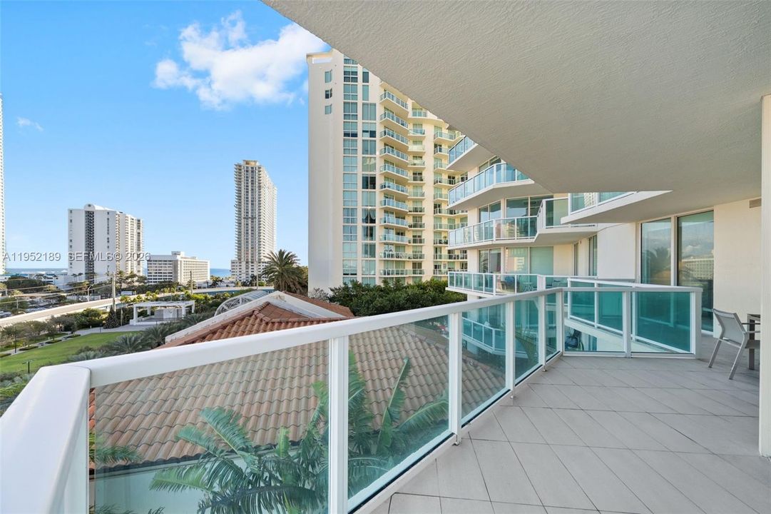 For Sale: $785,000 (3 beds, 2 baths, 1461 Square Feet)