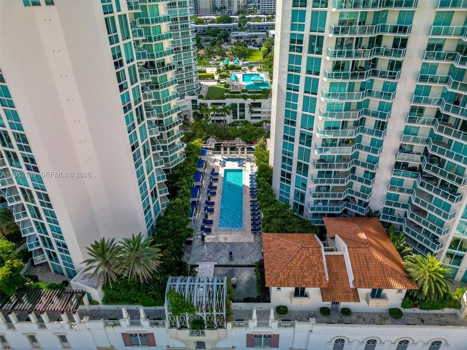 For Sale: $785,000 (3 beds, 2 baths, 1461 Square Feet)