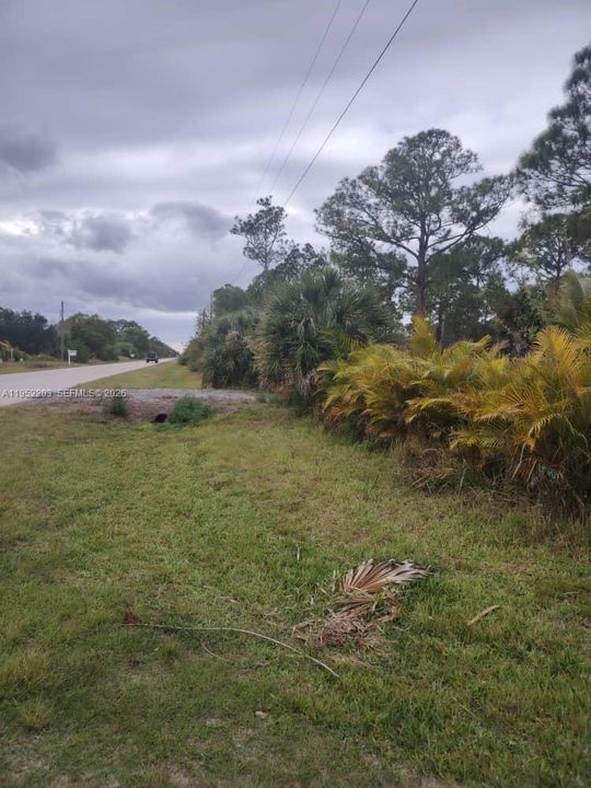 На продажу: $175,000 (2.50 acres)