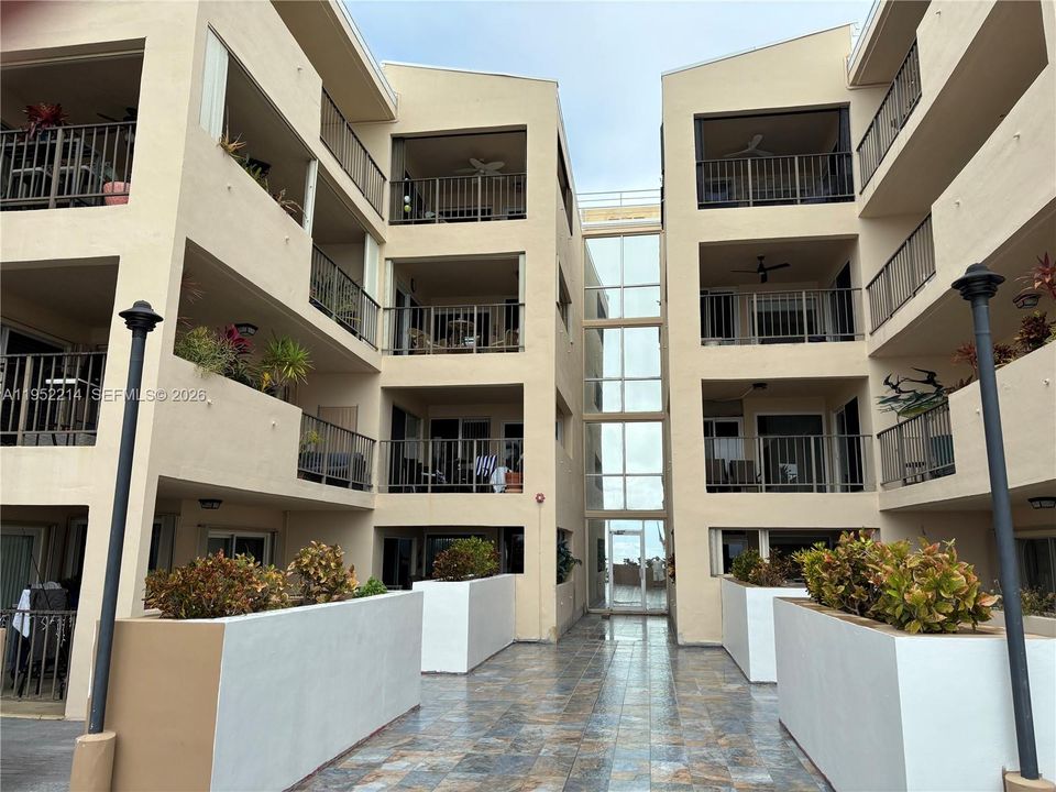 For Sale: $469,000 (2 beds, 2 baths, 0 Square Feet)