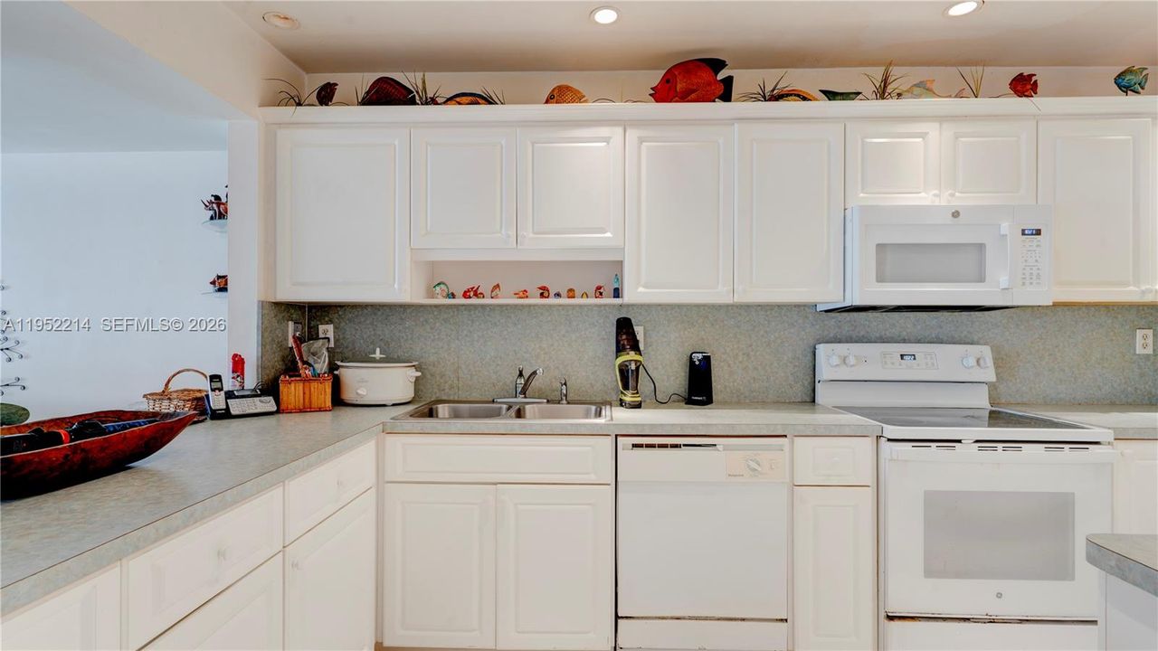 For Sale: $469,000 (2 beds, 2 baths, 0 Square Feet)