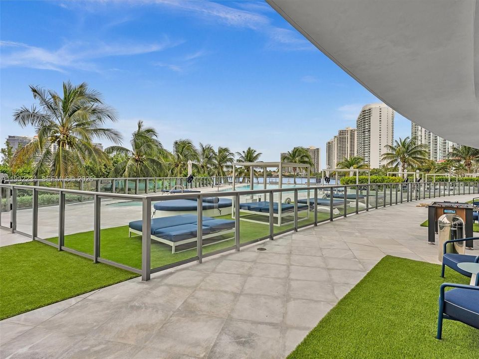 Activo con contrato: $3,200,000 (4 camas, 6 baños, 3801 Pies cuadrados)