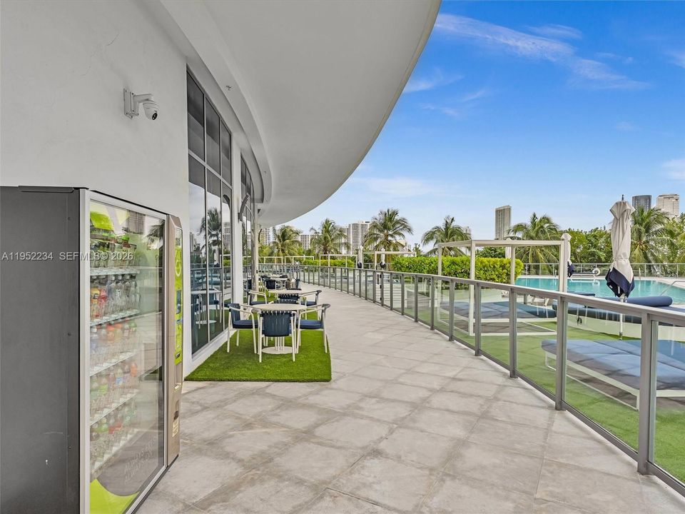 Activo con contrato: $3,200,000 (4 camas, 6 baños, 3801 Pies cuadrados)