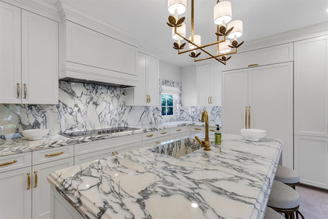 KITCHEN_ANGLE_EB