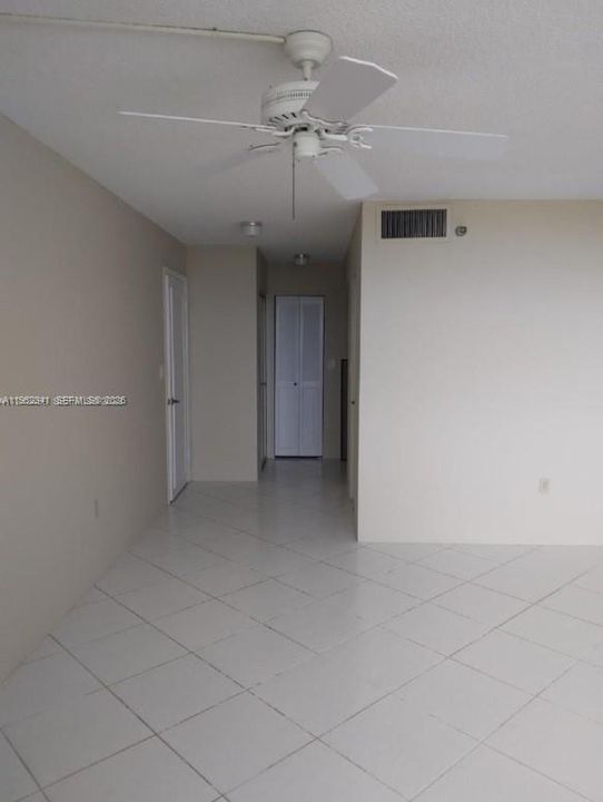 MASTERBEDROOM