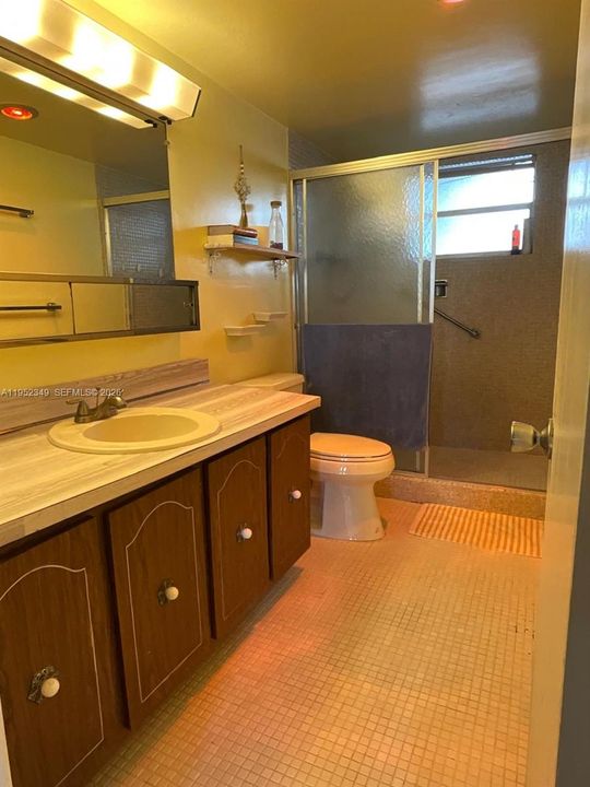 En Venta: $160,000 (2 camas, 2 baños, 1085 Pies cuadrados)
