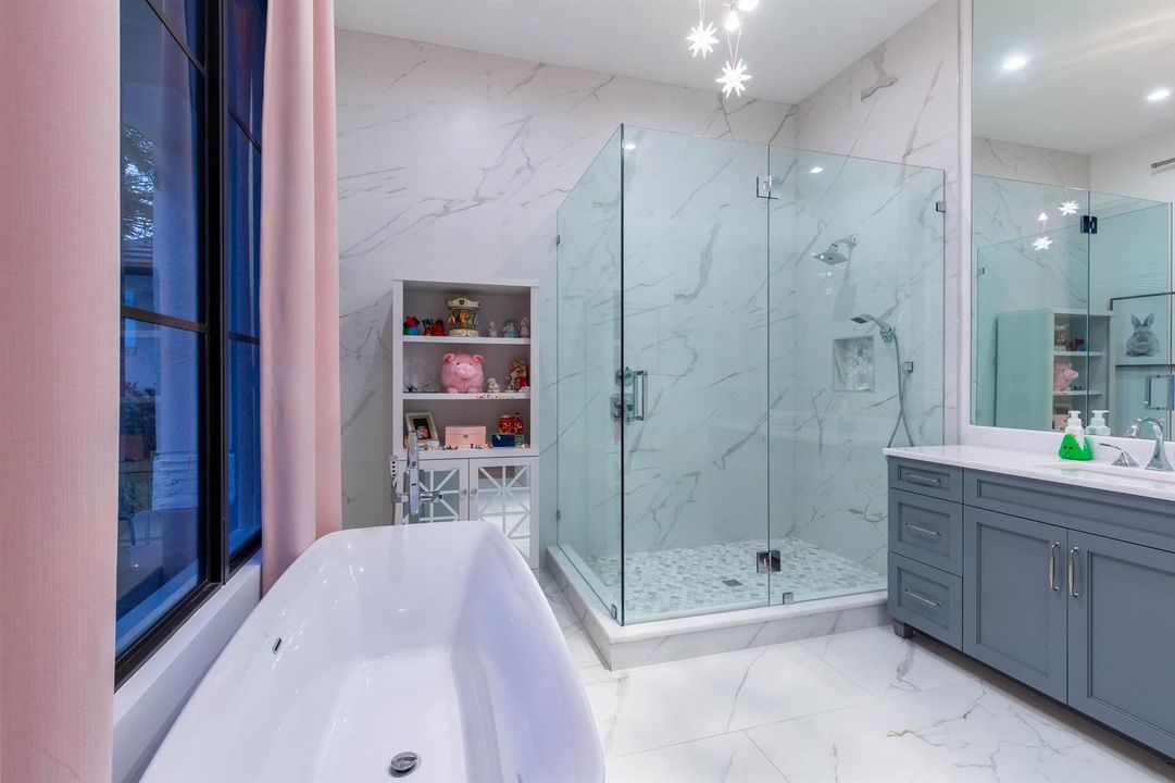 VIP Bath
