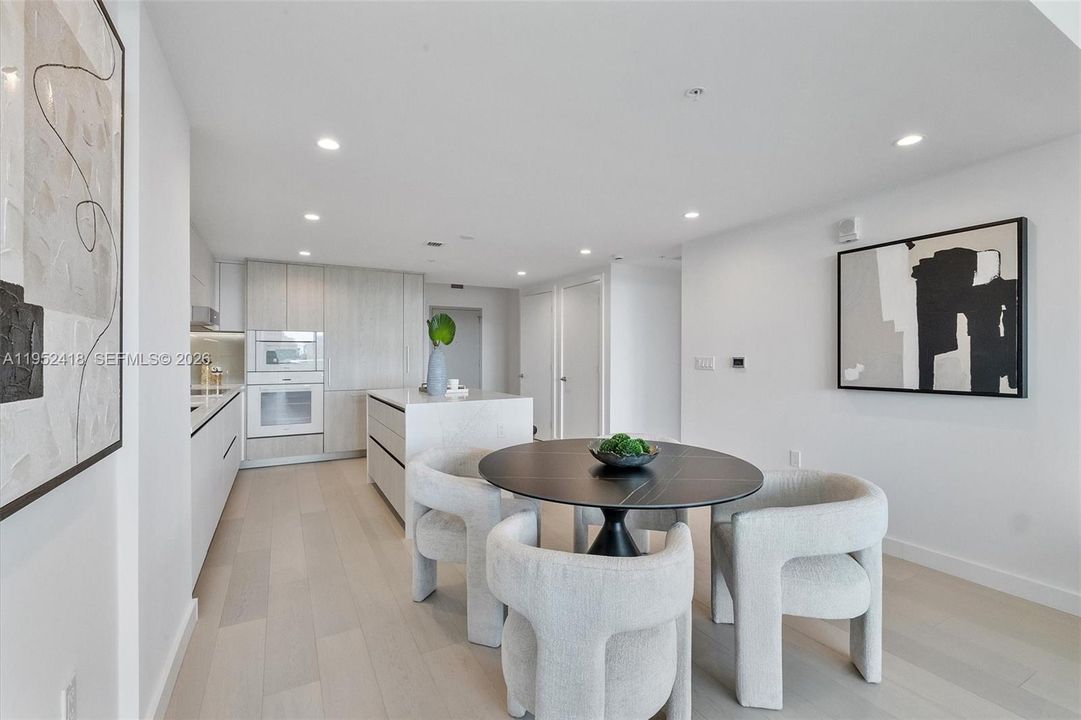 Active With Contract: $2,475,000 (3 beds, 3 baths, 1830 Square Feet)