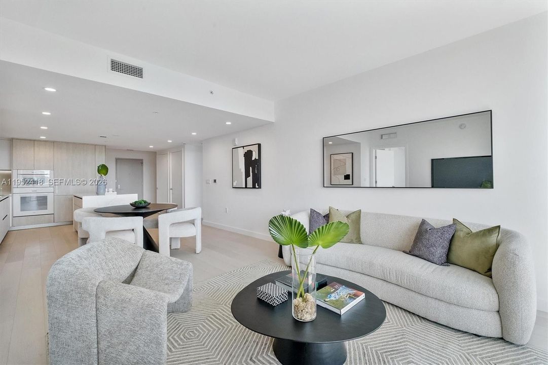 Active With Contract: $2,475,000 (3 beds, 3 baths, 1830 Square Feet)