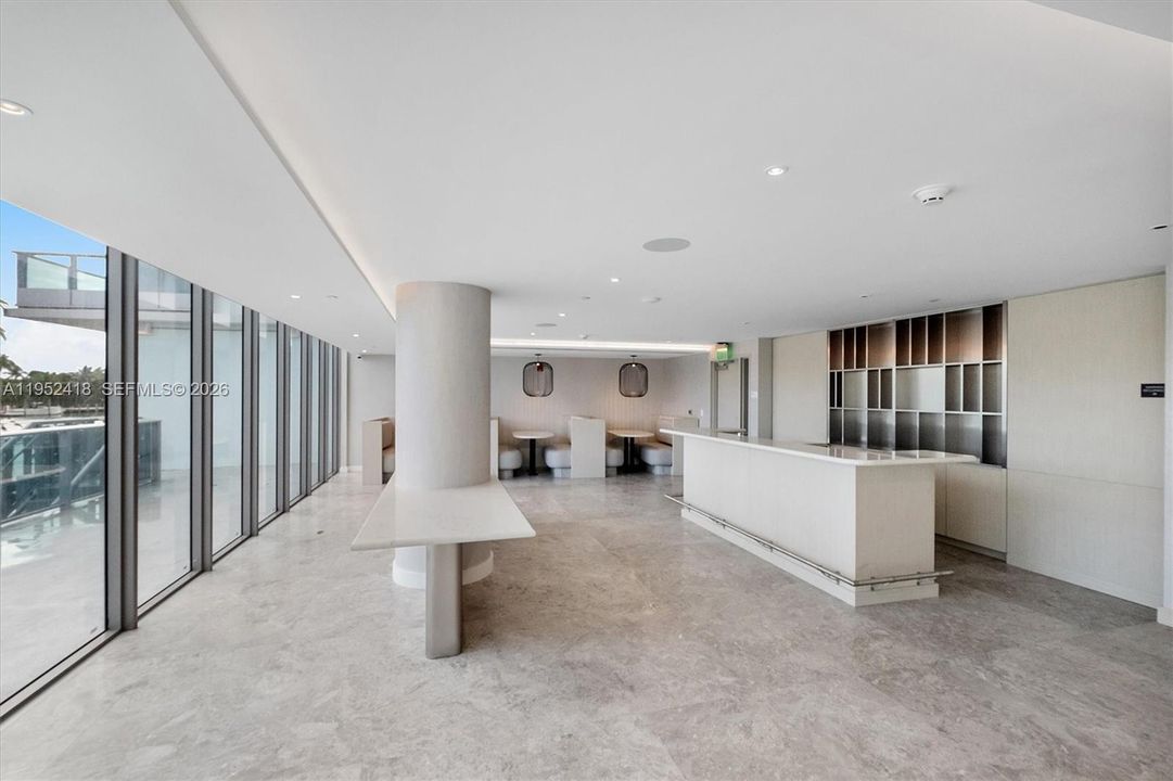 Active With Contract: $2,475,000 (3 beds, 3 baths, 1830 Square Feet)